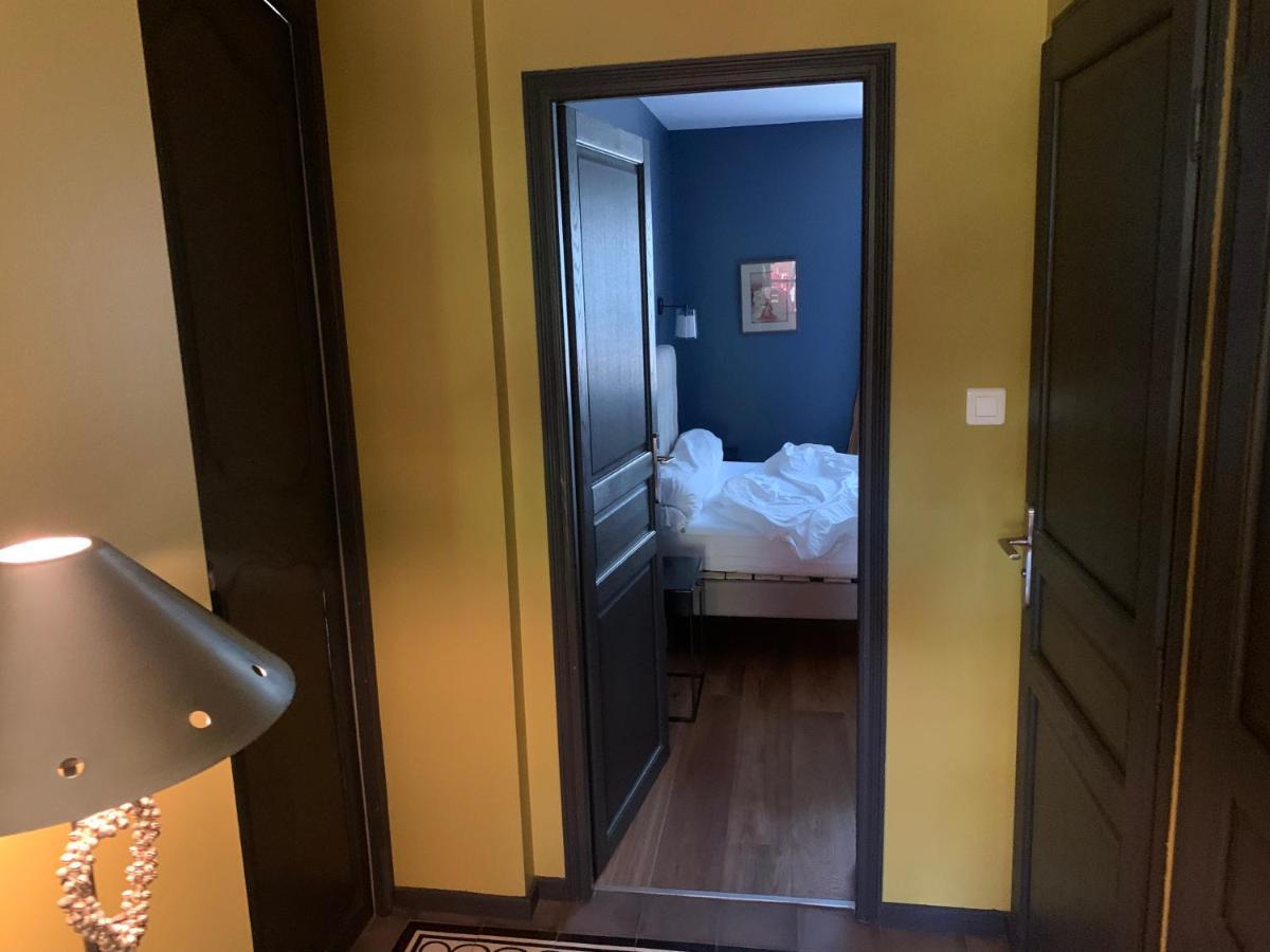 Les Epis Du Vent Bed & Breakfast Adilly Bagian luar foto